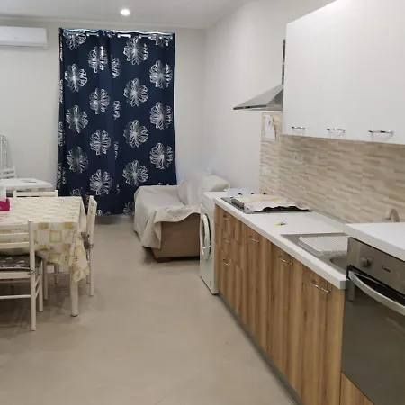 Appartamento Simplistic In With Balcony Cirò Marina
