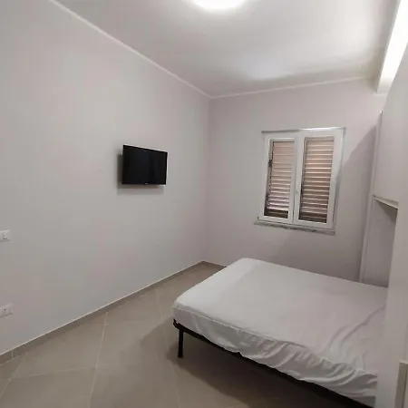 Simplistic In With Balcony Appartamento